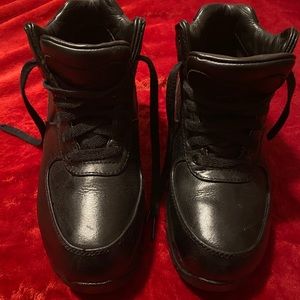 Nike Air Max Goadome ACG Shoes Boys Size 6